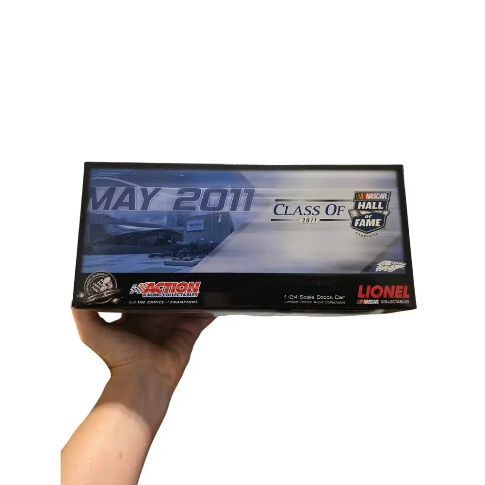 NASCAR Hall of Fame Class of 2011 5 Inductees Flashcoat 1:24 Diecast 1/694